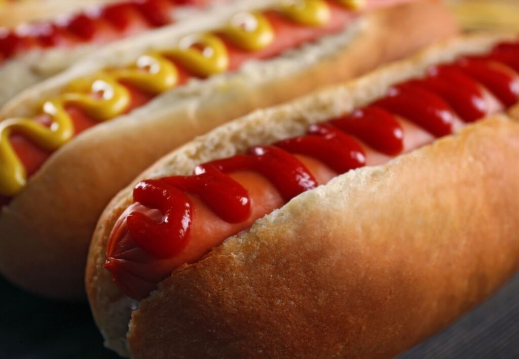 histoire-pain-hot-dog-quebec-inewa_blogue